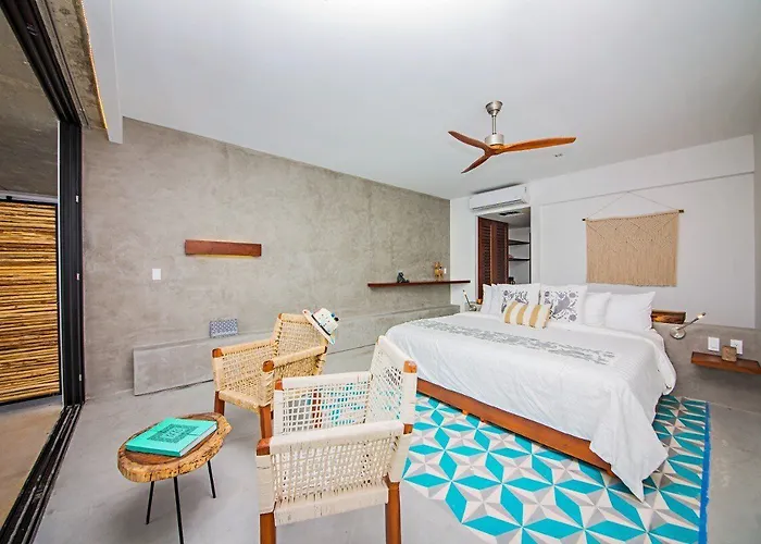 B Unique Ξενοδοχείο